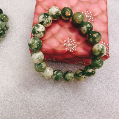 Vòng tay cẩm thạch cho nam giới ngọc của Việt Nam