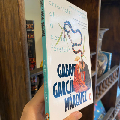 Sách - Chronicle of a Death Foretold by Gabriel García Márquez | Classics / Fiction in English