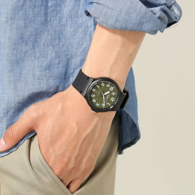 Đồng hồ nam dây nhựa Casio MW-240-3BVDF