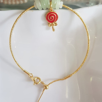 Vòng Tay charm xinh đẹp 5 đồng tiền đá cẩm thạch tự nhiên Đồng tiền Trắng Xanh nhẹ phối charm đỏ kiểu tròn may mắnVòng màu vàng khoen rút xinh Nữ đeo dễ thương ạ