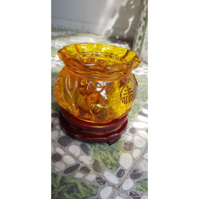 Tượng Phong Thủy Thố tụ tài to mới miệng kiểu màu vàng anh tài lộc 20 thỏi xiền vàng đá lưu ly tự nhiên đế gỗ size lớn đk 13cm x Cao 13cm cả đế x thố cao 9cm Hợp Anh Chị Mệnh Kim Thổ Thuỷ đặt bàn làm việc bàn thờ thần tài to vàng anh đẹp ạ