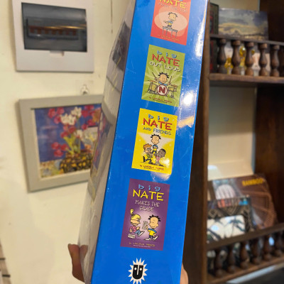 Sách - Big Box of Big Nate: Big Nate Box Set Volume 1-4 by Lincoln Peirce | English Children Book