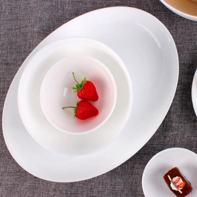 Đĩa (dĩa) thủy tinh bầu dục sâu lòng Luminarc Diwali 33cm N3606 | Hàng chính hãng