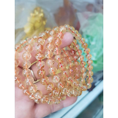 Vòng đá thạch anh tóc vàng tự nhiên  Màu vàng nhẹ nhàng Nữ mệnh kim, Thổ thủy  Vòng size 8mm ạ