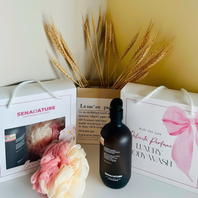 (Tặng 3 nạ) Sữa tắm nước hoa SENANATURE NOURISHING THERAPY FROM BOTANICAL EXTRACTS Perfumed Body Wash 500ml