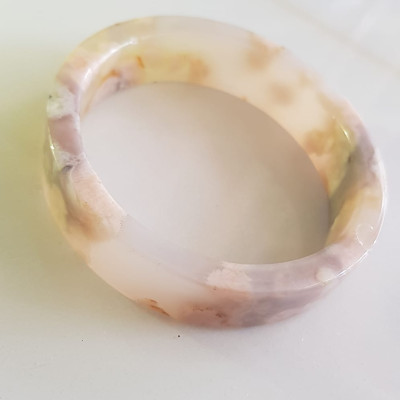 Vòng tay Nữ Mã Não Bản Vuông bông rau câu Ni 50mm x cao 13mm x dầy 5mm Nữ 45kg - 50kg đeo đẹp xinh tay lắm ạ