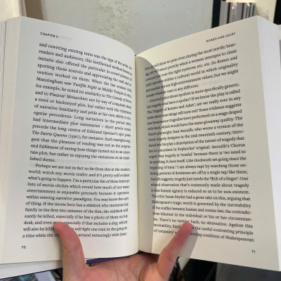 Sách - This is Shakespeare by Emma Smith - Nonfiction/Shakespeare book in English - Bìa Cứng