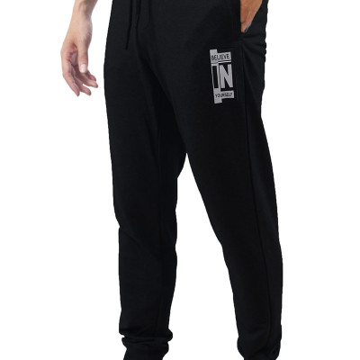 Quần jogger nam họa tiết in dập nổi Novelty Regular fit đen NQGMMDMT3R230551Q