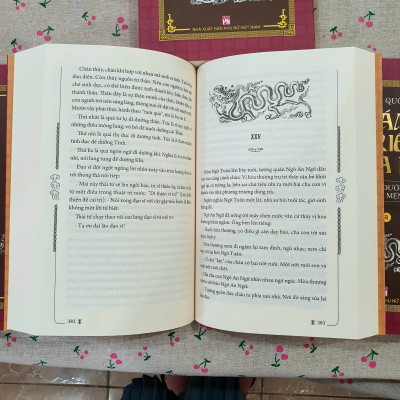 Tám triều vua Lý bộ hộp 4 cuốn - Tiểu thuyết lịch sử Việt Nam - Hoàng Quốc Hải