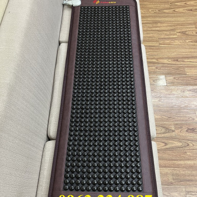 Thảm/Nệm đá nhiệt nóng tourmaline hạt tròn đen bóng Fanocare KT 50x150x3.5cm FN01R (Tặng kèm 1 gối đá tourmaline)