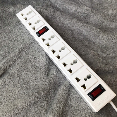 Ổ cắm Điện Quang ĐQ 003A-04-2M (6 lỗ 3 chấu dây 2 mét)