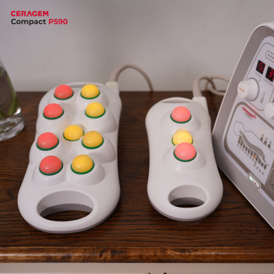 Máy massage nhiệt Compact P590