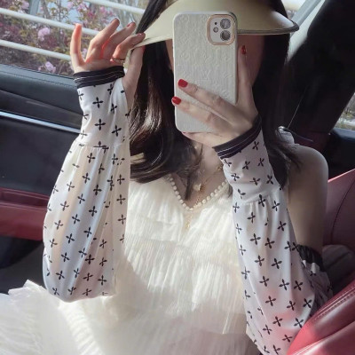 Găng Tay Chống Nắng Nữ Hở Ngón Lụa Lạnh – Chống Tia UV, Mát Lạnh, Phong Cách Hàn Quốc - HÀNG CHÍNH HÃNG MINIIN