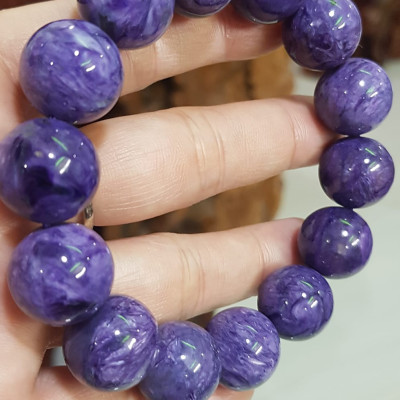 Vòng tay phong thuỷ may mắn nam đá mắt rồng tím vân tự nhiên sịn đẹp sang lắm size vòng hạt 16mm hay 16li màu tím rịm vân tự nhiên của đá mắt rồng Vòng chuẩn hợp Nam mệnh hỏa, mệnh thổ đeo rất sang đẹp hợp mệnh hợp màu hợp làm ăn may mắn tốt đẹp ạ