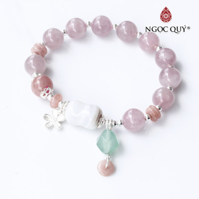 Vòng đá thạch anh hồng madagascar phối charm bạc mệnh hỏa, thổ - Ngọc Quý Gemstones