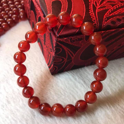 Vòng Tay ĐÁ MÃ NÃO ĐỎ TƯƠI SÁNG ĐẸP SIZE 8MM MAY MẮN NỮ MẠNG HỎA MẠNG THỔ ĐEO RẤT HỢP TỐT Ạ