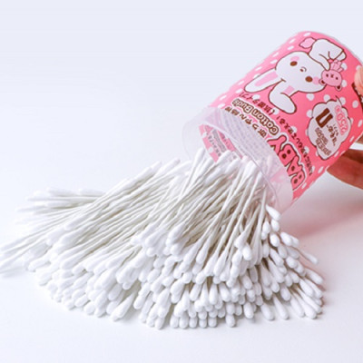 Hộp 200 tăm bông siêu mềm kháng khuẩn cho bé Sanyo, khả năng thấm hút nước vượt trội giúp cho việc vệ sinh tai, mũi cho bé một cách nhanh chóng và hiệu quả - nội địa Nhật Bản 