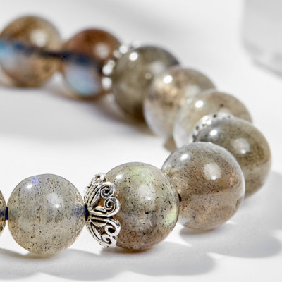 Vòng Tay Phong Thủy Nữ Đá Labradorite Phối Charm Tỳ Hưu Bạc (6mm) Nhiều Mệnh Ngọc Quý Gemstones