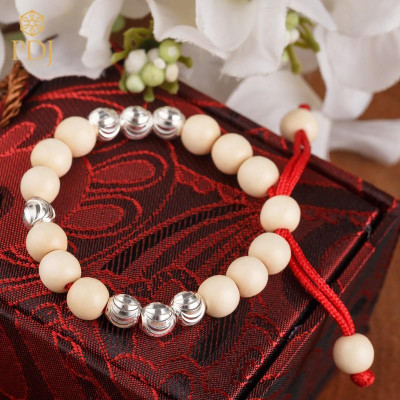 Vòng Dâu Tằm 7 Bi Bạc Cho Bé Trai 