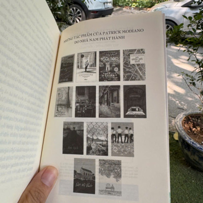 NHỮNG CHỦ NHẬT THÁNG TÁM – Patrick Modiano – Lâm An dịch – Nhã Nam – NXB Văn học