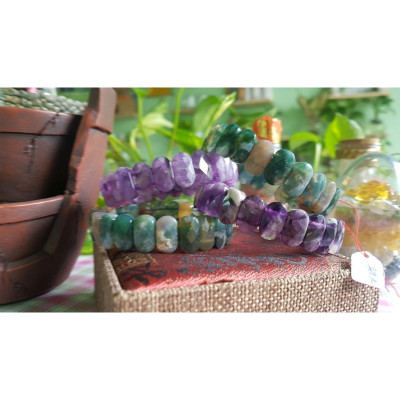 Vòng đeo tay đá thạch anh trắng