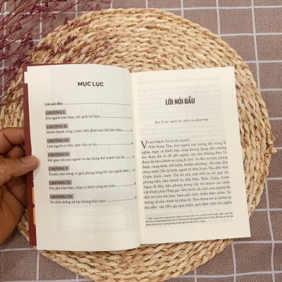 Combo 3 Cuốn Trí Tuệ Giao Tiếp: Đọc Suy Nghĩ Thấu Tâm Can, Giao Tiếp 360 Độ, Đạo Làm Người Bí Kíp Thu Phục Lòng Người