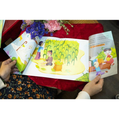 Sách - Truyện Cổ Tích Việt Nam - Song Ngữ Việt - Anh - Với Trang Gấp Khổng Lồ - Đinh Tị Books