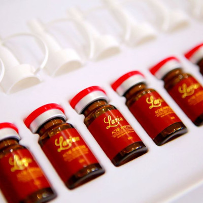 Hộp 10 lọ Tế bào gốc xóa sạch mụn,mờ thâm do mụn DNA cá hồi 10ml (LARIAN ACNE AMPOULE)