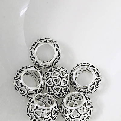 Combo 2 cái charm bạc hình tròn họa tiết hình trái tim - Ngọc Quý Gemstones