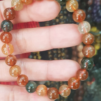  Vòng tay phong thuỷ may mắn đá thạch anh tóc tam tài màu bóng đẹp lắm size hạt vòng 8mm đá tự nhiên đeo tốt sức khoẻ, may mắn, tốt cho công việc đeo lên tay bóng đẹp màu rất xinh đẹp ạ