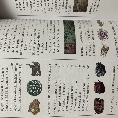 Combo 3c tác giả - dịch giả Trần Quang Đức: Chuyện trà, Trà kinh và Ngàn năm áo mũ