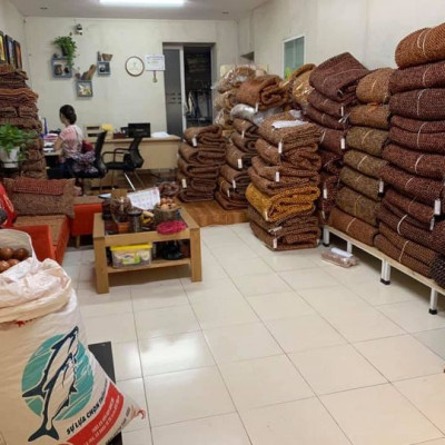 Đệm Lót Khoác Vai Ghế Xe Ô Tô Hạt Gỗ Cẩm Lai Cao Cấp ( video , hình thật )