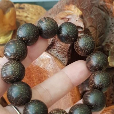 Vòng Tay Nam  size 16mm  Chất liệu Gỗ Trầm Hương ạ