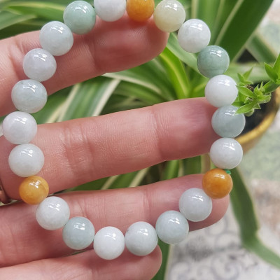 Vòng chuỗi đá Cẩm Thạch tự nhiên trắng huyết tam tài 8mm bóng đẹp Màu trắng bóng xanh vàng nữ đeo rất xinh đẹp xinh tay may mắn Vòng đá cẩm thạch tự nhiên tốt cho sức khoẻ công việc ạ