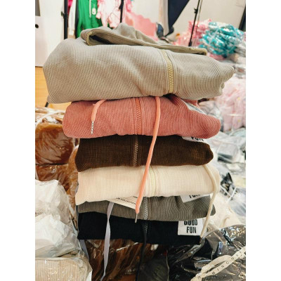 Áo khoát của nữ Thun Gân Thêu Mặt Cười 4 Túi thời trang ngộ nghĩnh-A2075