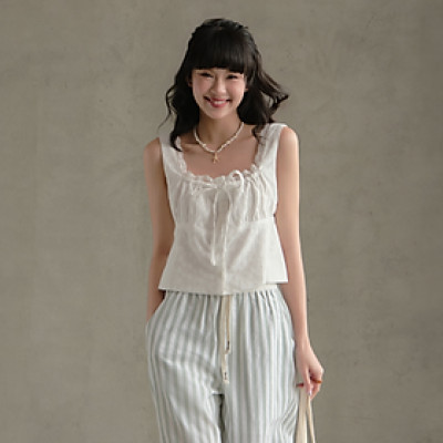 Áo 2 dây bản to cổ vuông thích hợp mùa hè đi biển Helga Miều Est.2013