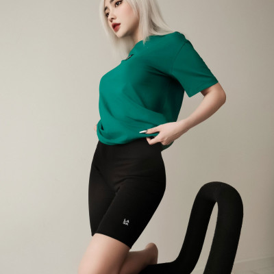 Quần short thun đen