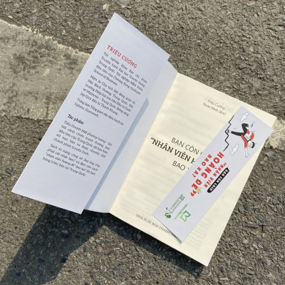 Bạn Còn Cách Nhân Viên Hoàng Đế Bao Xa B88