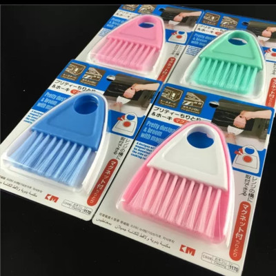 Máy Cắt Tỉa Lông Mũi Cao Cấp Thép Không Rỉ , Nhỏ Gọn Tiện Dụng , Dễ Dàng Vệ Sinh , Nhỏ bằng Hộp Tai Nghe ( tặng bộ chổi vệ sinh nội địa nhật bản mini )