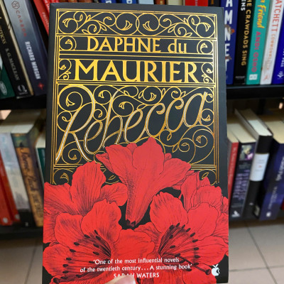 Sách - Rebecca by Daphne du Maurier | Classics / Fiction / Mystery Gothic / Romance in English