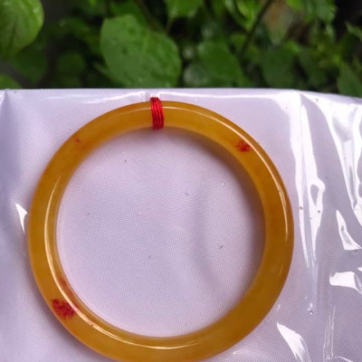 VÒNG TAY ĐÁ CẨM THẠCH VÀNG ANH TƯƠI BÓNG ĐẸP SIZE VÒNG 48MM NỮ MỆNH KIM THỔ, THUỶ