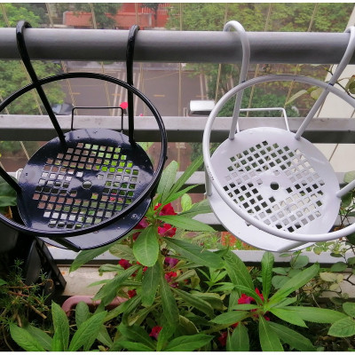 1 GIỎ SẮT Treo Chậu Hoa Ban Công Hình Tròn - Màu Đen