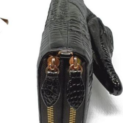 Ví nữ da cá sấu Huy Hoàng nhiều ngăn đầu cá sấu màu đen HT3725