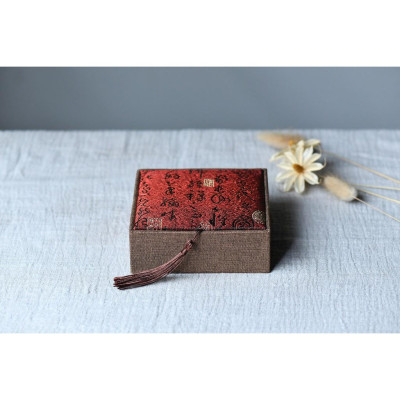 Hộp Gấm Cao Cấp Chuyên Đựng Vòng Tay Trầm Hương, Vòng Đá Phong Thủy - Hộp Vuông KT 10x10x5CM