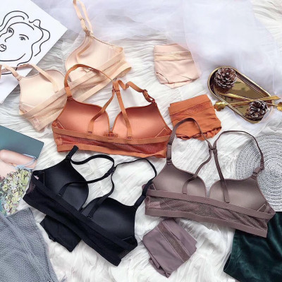 Bộ lót đệm vừa cài khuy trước cup T-shirt nâng ngực – BL060