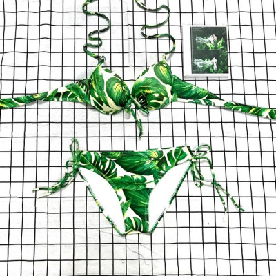 Bikini Tam Giác Có Gọng Nâng Ngực Họa Tiết