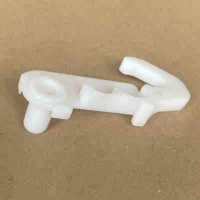 NGÀM CỬA, LẪY CỬA TỦ LẠNH HITACHI 2 CÁNH – HÀNG CHÍNH HÃNG