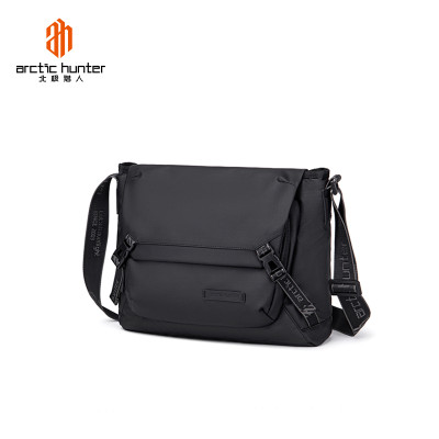 Túi đeo chéo, đeo hông Arctic Hunter chất liệu Oxford chống thấm nước - K00528