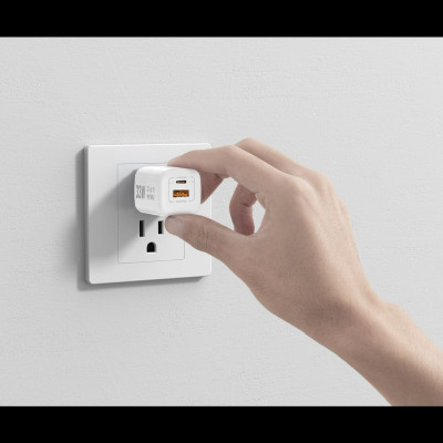 Củ sạc nhanh Wiwu Nano Gan PD + QC Fast Charger Wi-U008 cho điện thoại hỗ trợ sạc nhanh 33W - Hàng chính hãng