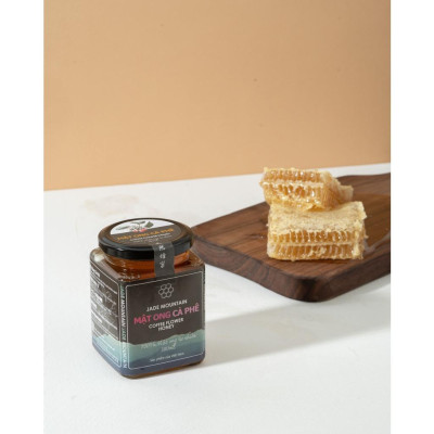 Combo 1 Hũ Mật Ong Cà Phê Jade Mountain Kết Tinh Tự Nhiên 380ml Và 1 Mật Ong Bánh Tổ Jade Mountain 500gr Nguyên Miếng Ngọt Nhẹ